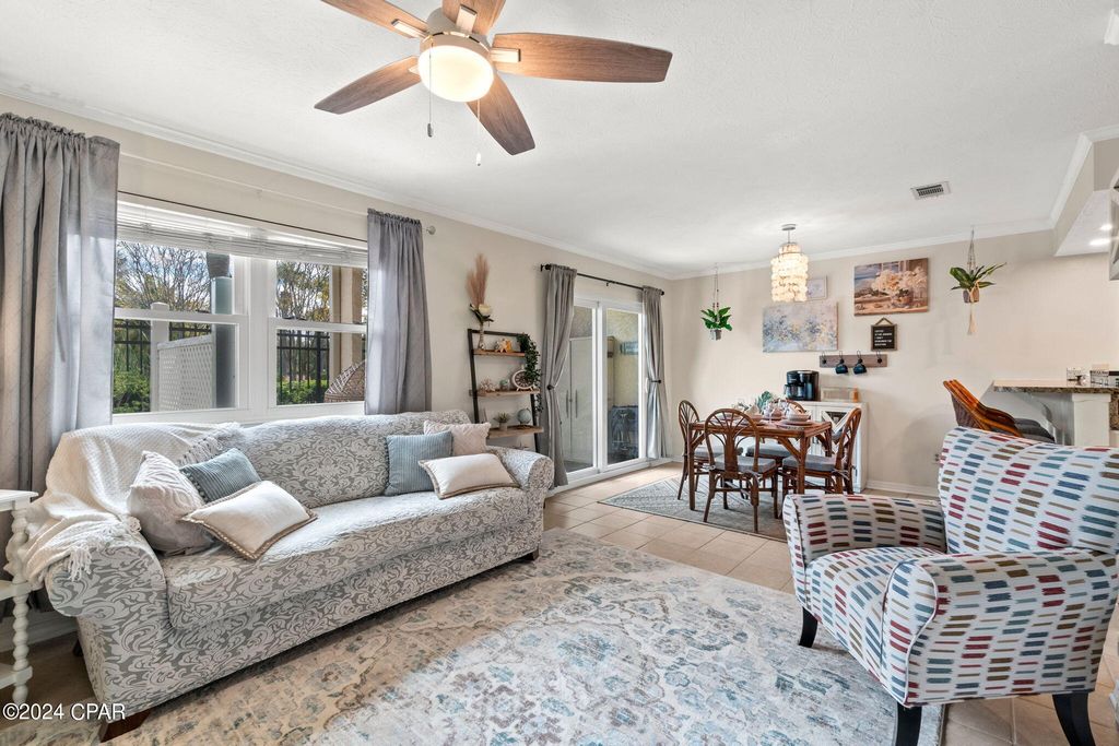 Image 14 of property listing at 134 Damon Circle Unit D, Panama City Beach, FL 32407