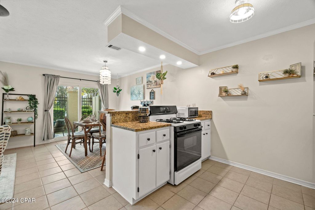 Image 8 of property listing at 134 Damon Circle Unit D, Panama City Beach, FL 32407