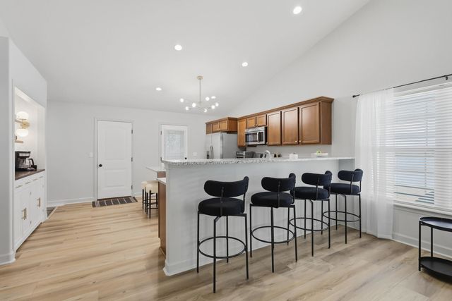 6234 Mississippi Avenue, Davenport, IA 52807