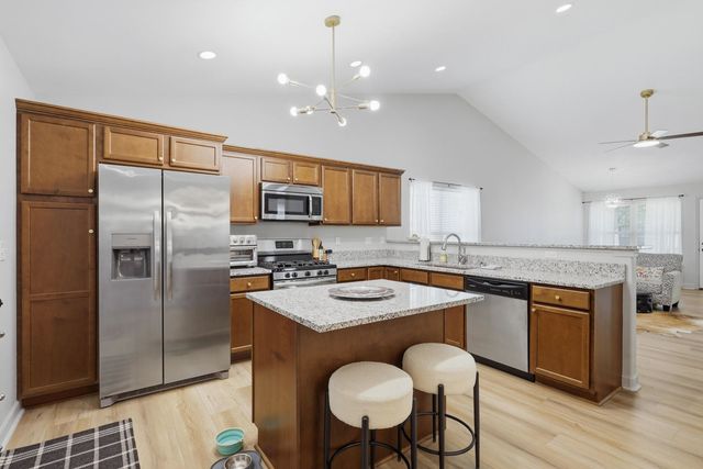 6234 Mississippi Avenue, Davenport, IA 52807