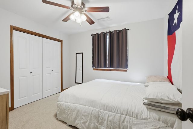 6234 Mississippi Avenue, Davenport, IA 52807
