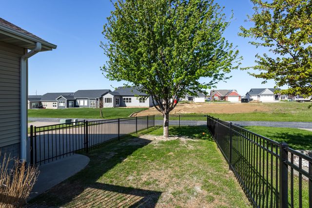 6234 Mississippi Avenue, Davenport, IA 52807