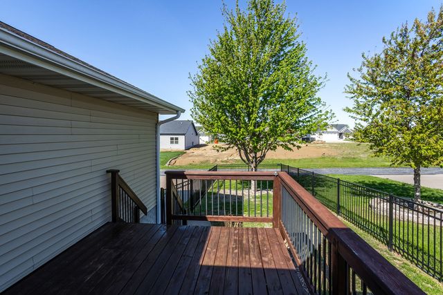 6234 Mississippi Avenue, Davenport, IA 52807