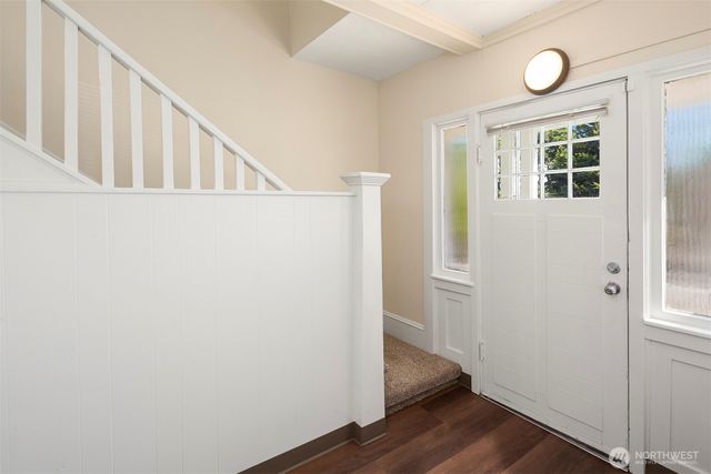 332 NE 50th Street, Seattle, WA 98105