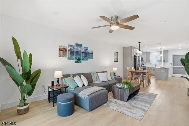 17 Watercolor WAY 17, Naples, FL 34113