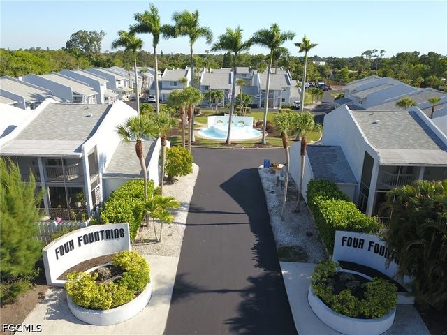 17 Watercolor WAY 17, Naples, FL 34113