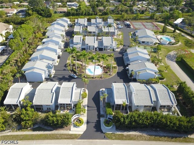 17 Watercolor WAY 17, Naples, FL 34113