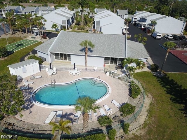 17 Watercolor WAY 17, Naples, FL 34113