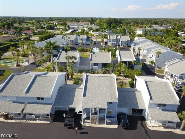 17 Watercolor WAY 17, Naples, FL 34113