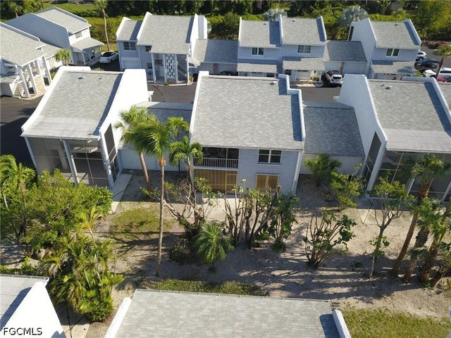 17 Watercolor WAY 17, Naples, FL 34113