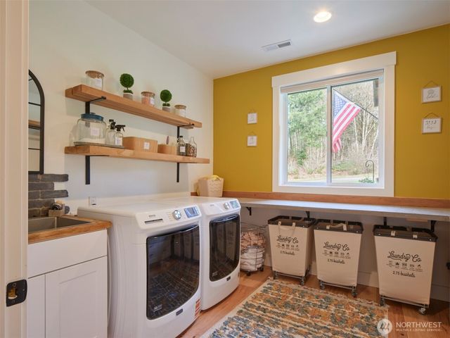 254 Oxbow Road, Woodland, WA 98674