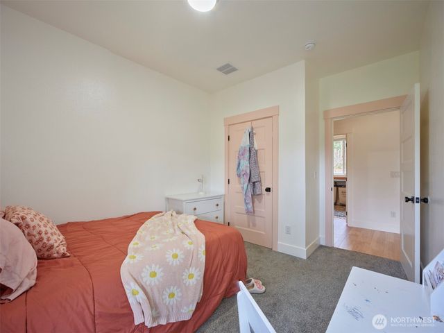 254 Oxbow Road, Woodland, WA 98674