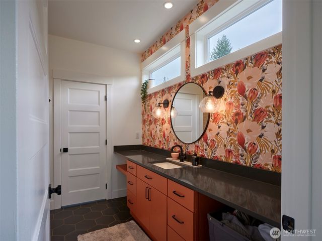 254 Oxbow Road, Woodland, WA 98674
