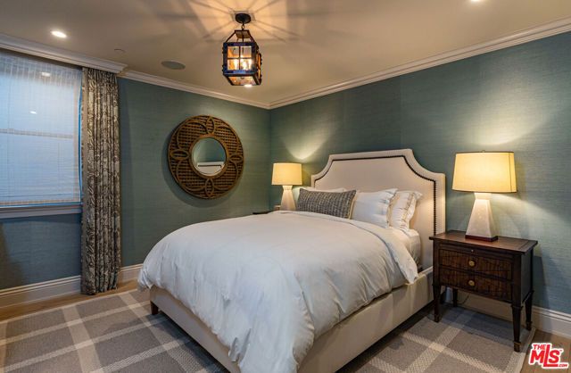 127 Hollister Avenue, Santa Monica, CA 90405