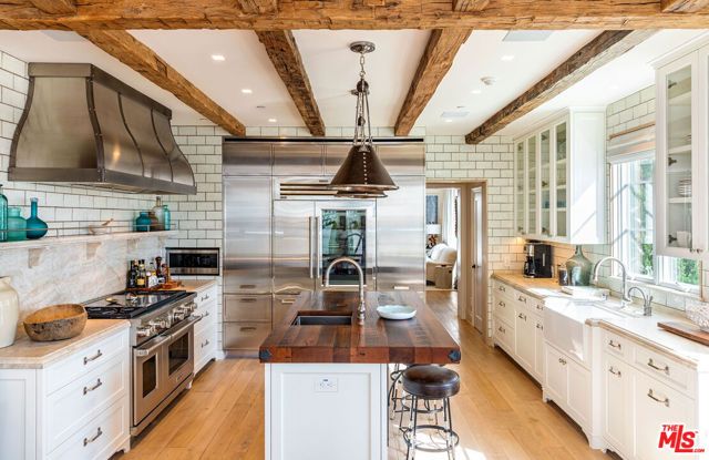 127 Hollister Avenue, Santa Monica, CA 90405