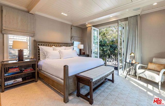 127 Hollister Avenue, Santa Monica, CA 90405
