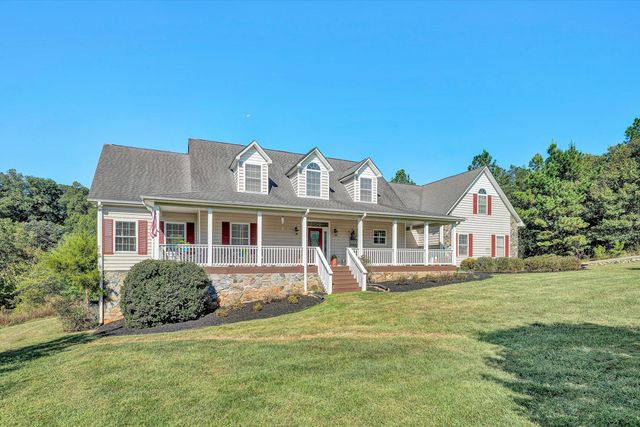 1330 Riverbend DR, Rocky Mount, VA 24151