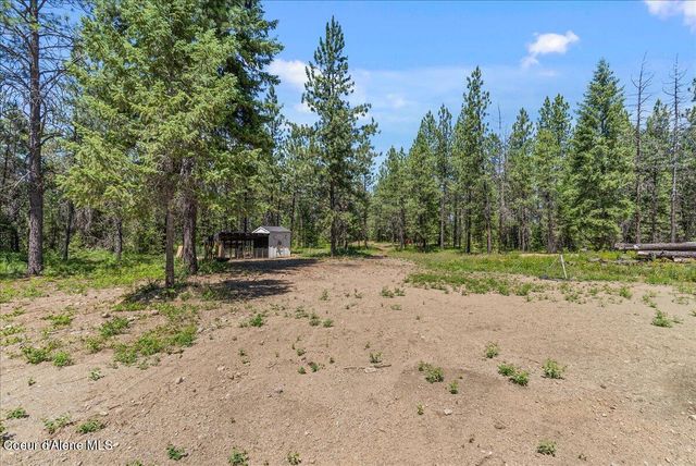 388 Wyatt Ln, Spirit Lake, ID 83869