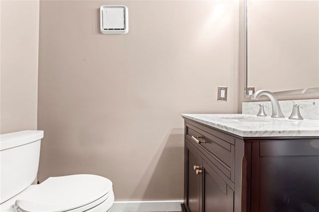 140 Deer Drive, South Strabane, PA 15301