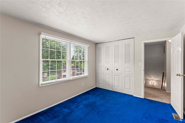 140 Deer Drive, South Strabane, PA 15301