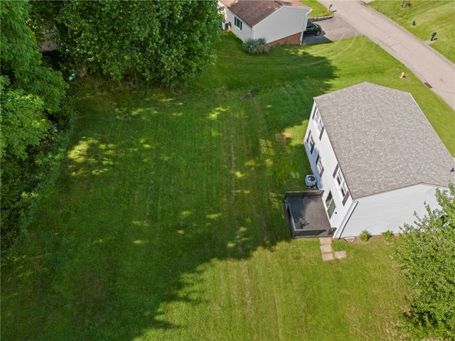 140 Deer Drive, South Strabane, PA 15301