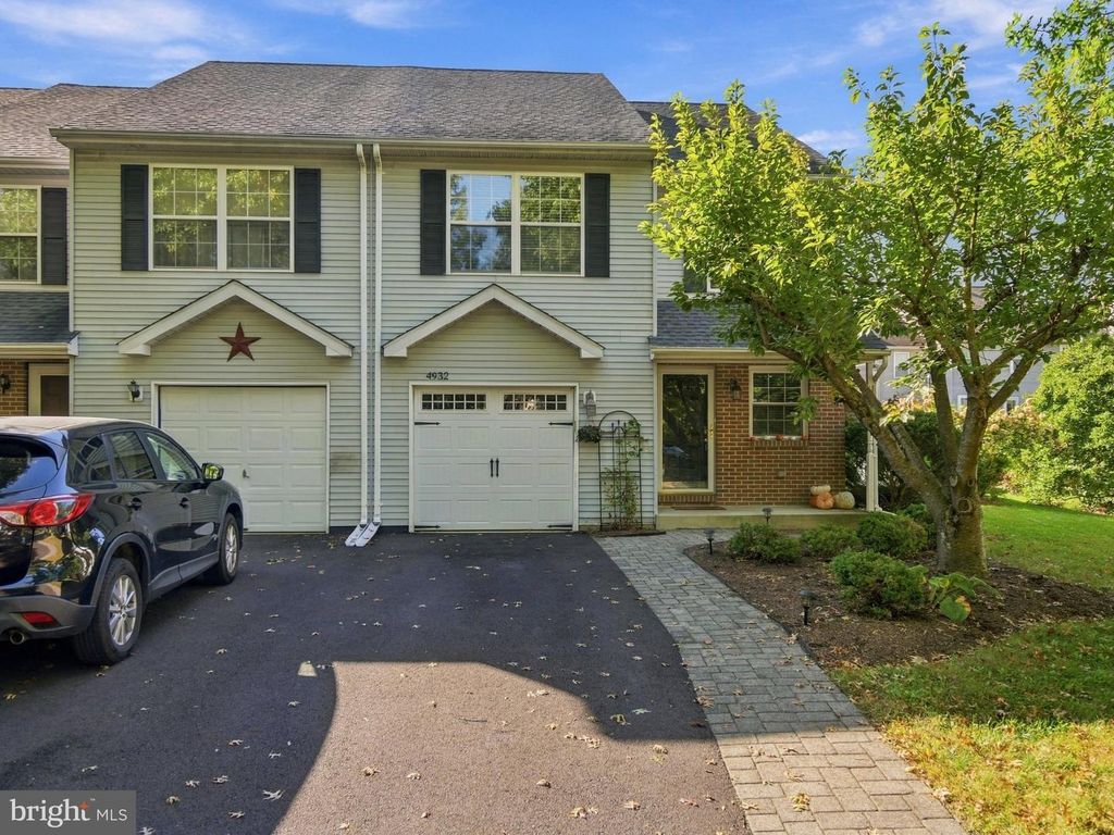 4932 TALL CEDAR CT, PIPERSVILLE, PA 18947 — exterior