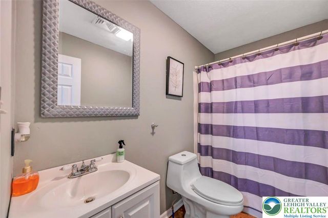 1019 Dancing Ridge Road, Price Twp, PA 18302