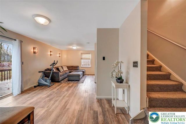 1019 Dancing Ridge Road, Price Twp, PA 18302