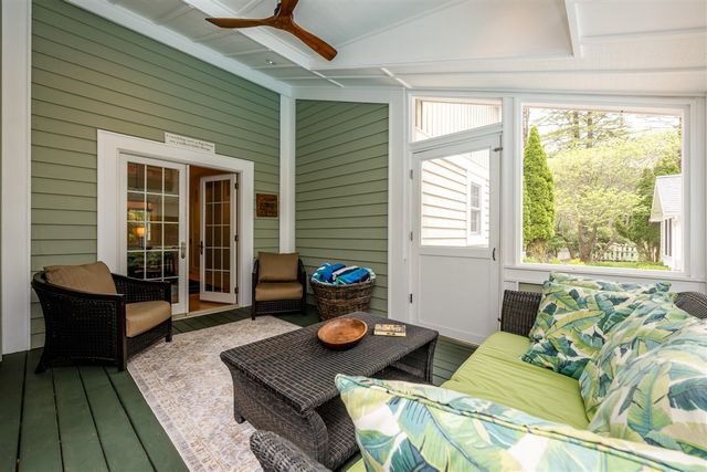 6482 Sweetbriar Court, Sawyer, MI 49125