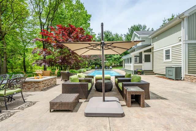 6482 Sweetbriar Court, Sawyer, MI 49125