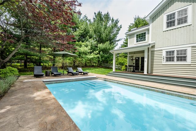 6482 Sweetbriar Court, Sawyer, MI 49125