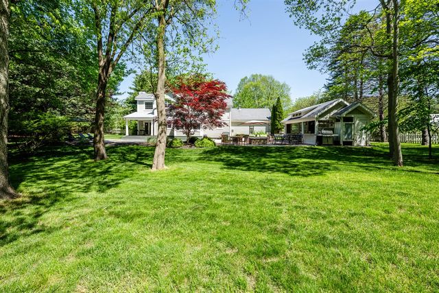 6482 Sweetbriar Court, Sawyer, MI 49125