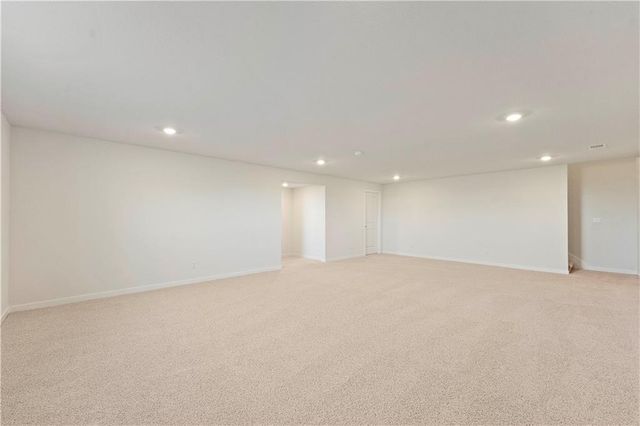 2216 Crestview Place, Raymore, MO 64083