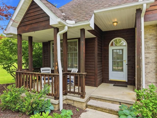 8428 Evergreen Drive, Northfield, OH 44067