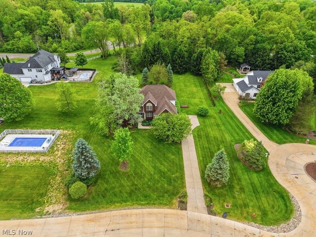 8428 Evergreen Drive, Northfield, OH 44067