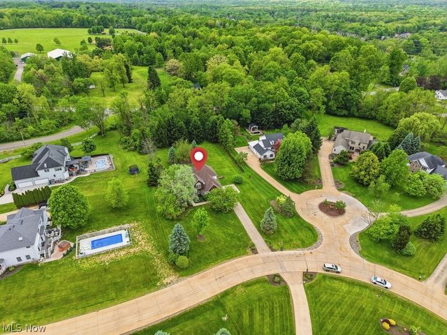 8428 Evergreen Drive, Northfield, OH 44067