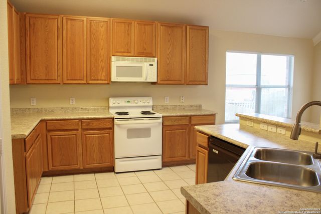 1331 ARROW BOW, San Antonio, TX 78258