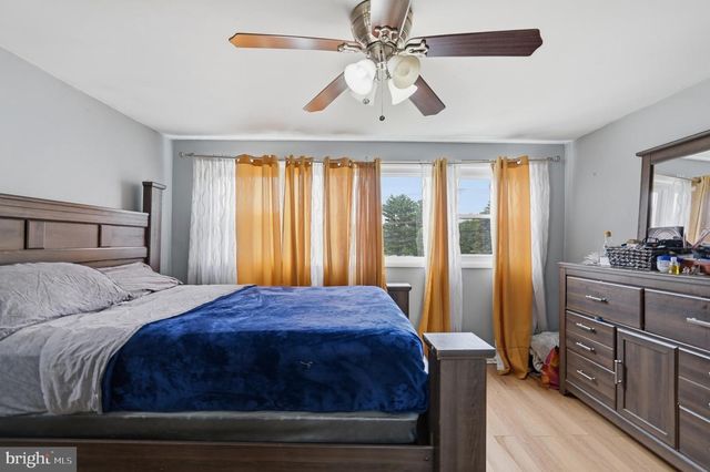 635 W COUNTY LINE RD, Hatboro, PA 19040