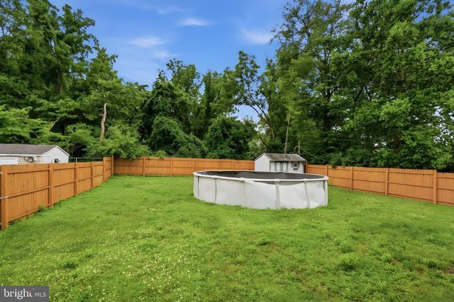 635 W COUNTY LINE RD, Hatboro, PA 19040