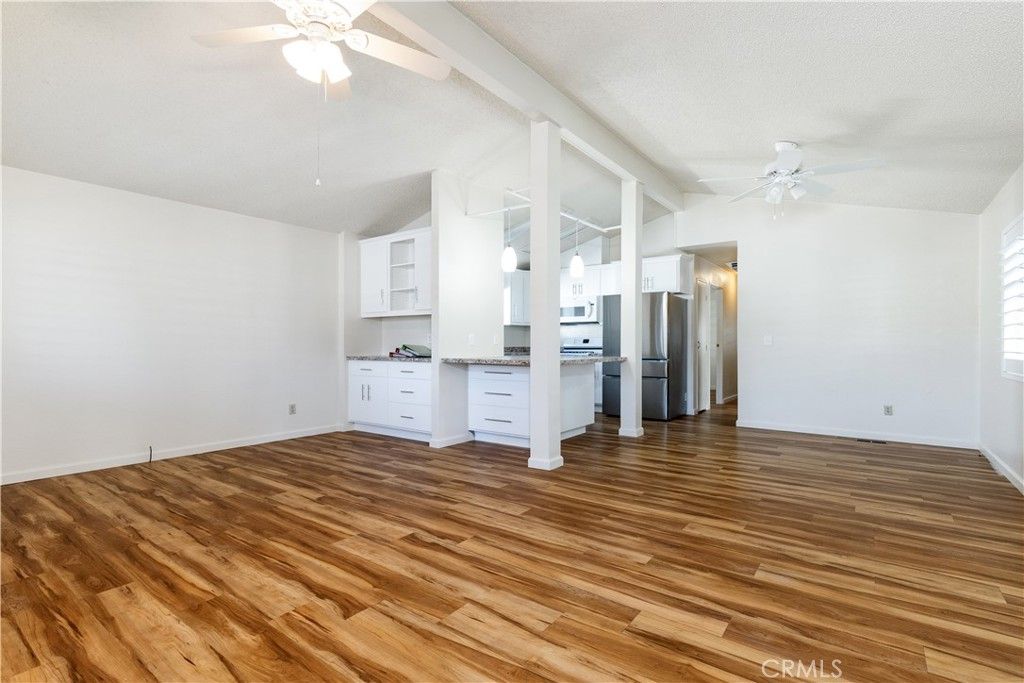 Image 5 of property listing at 1266 Camino Del Robles 43, Atascadero, CA 93422