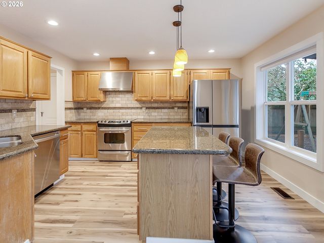 15869 Sw HAWK Ct, Sherwood, OR 97140