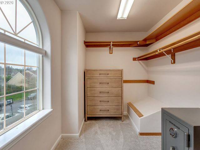 15869 Sw HAWK Ct, Sherwood, OR 97140