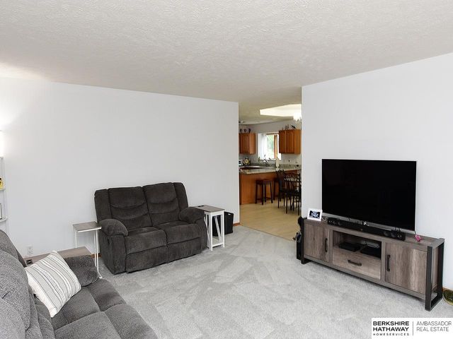 2232 Marigold Circle, Lincoln, NE 68521