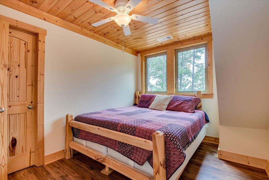 Image 32 of property listing at 184 Brandywine Drive, Mc Cormick, SC 29835