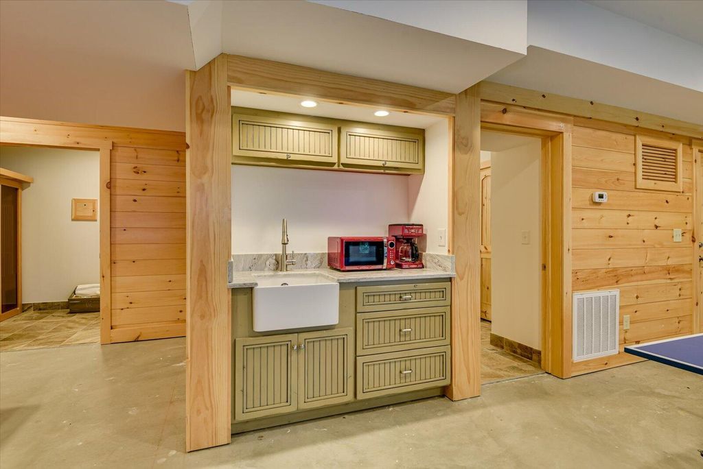 Image 45 of property listing at 184 Brandywine Drive, Mc Cormick, SC 29835