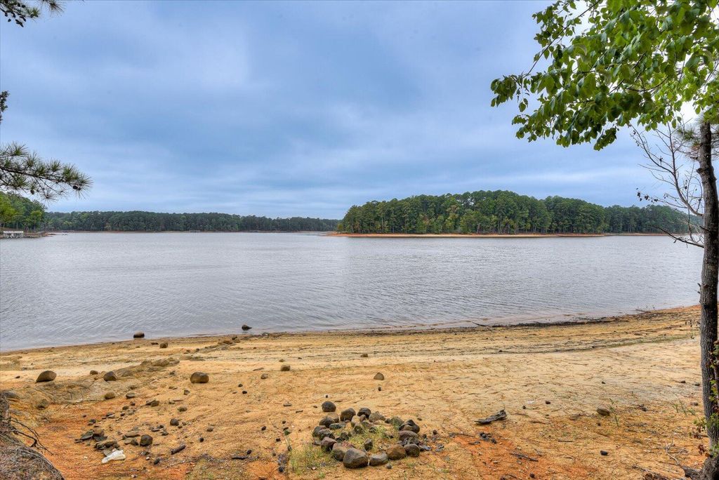 Image 65 of property listing at 184 Brandywine Drive, Mc Cormick, SC 29835