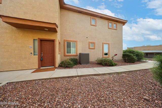 42424 N GAVILAN PEAK Parkway 25206, Anthem, AZ 85086