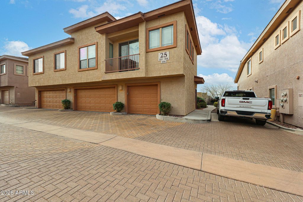 42424 N GAVILAN PEAK Parkway 25206, Anthem, AZ 85086