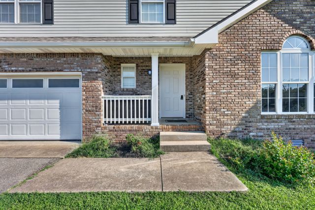 2029 Copper Kettle Cir, Pleasant View, TN 37146