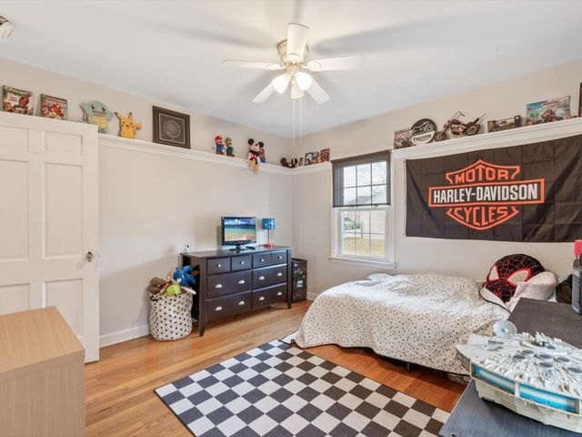 2334 Elm Street, Davenport, IA 52803